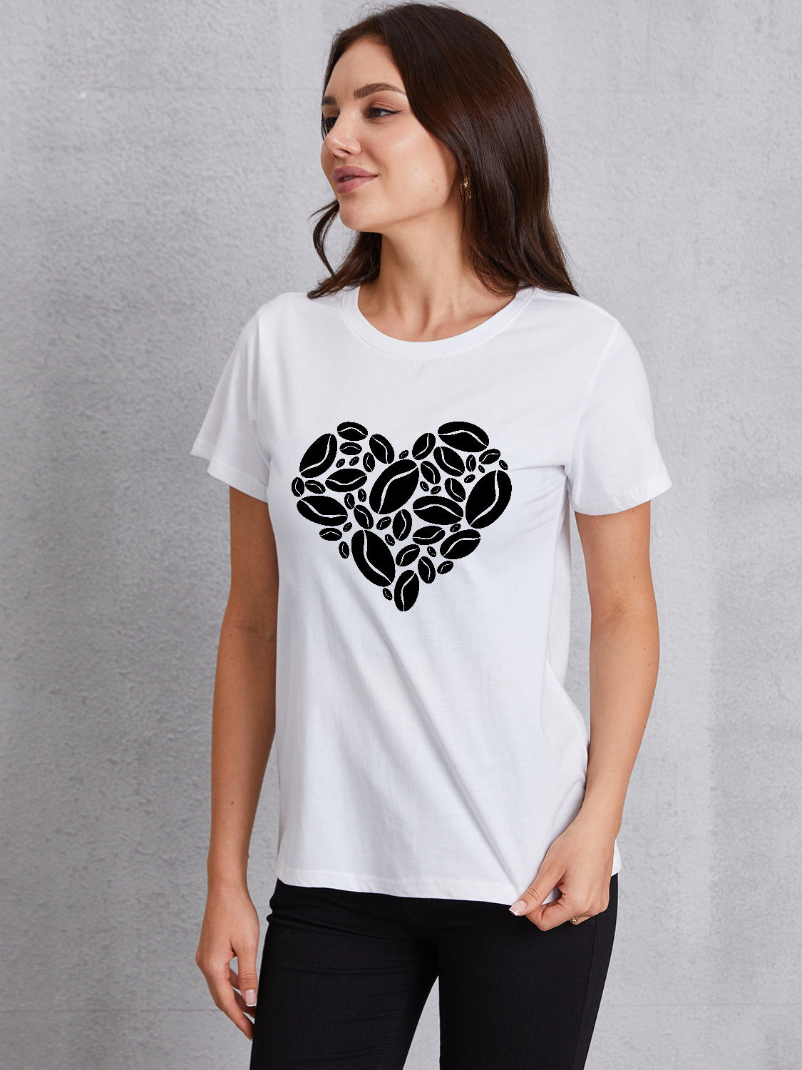 Heart Round Neck Short Sleeve T-Shirt-Jewearrings