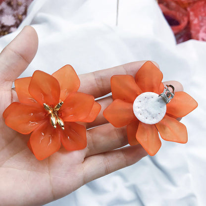 Exaggerated Eternal Petals Face Slimming Earrings Non-piercing Ear Clip Female-Jewearrings