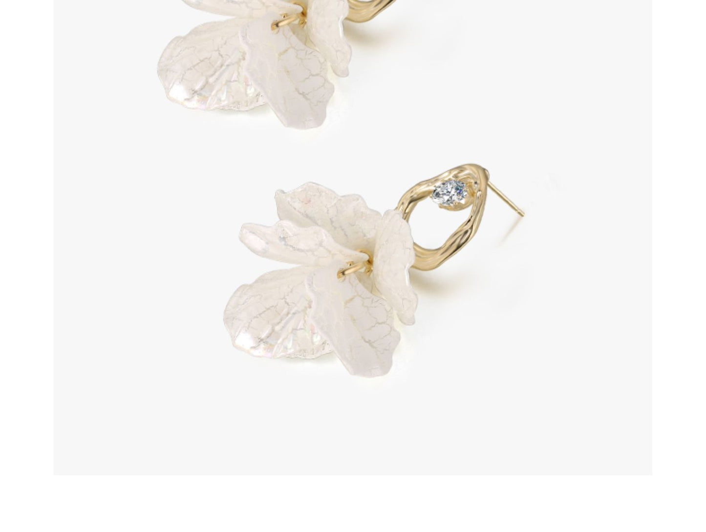 Women's Foreign Style White Petal Earrings Suitable For Silver Pins-Jewearrings