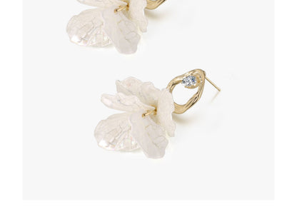 Women's Foreign Style White Petal Earrings Suitable For Silver Pins-Jewearrings