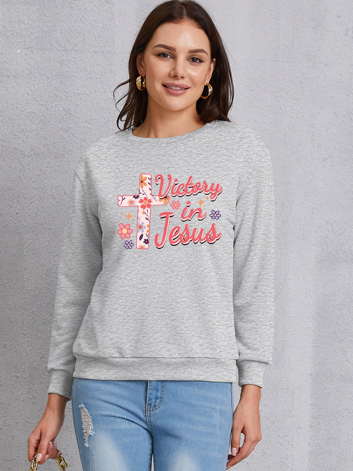 VICTORY IN JESUS Round Neck Sweatshirt-Jewearrings