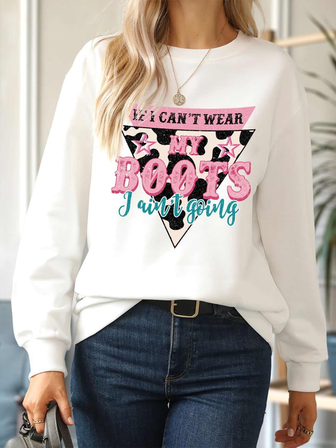 IF I CAN'T WEAR MY BOOTS I AIN'T GOING Round Neck Sweatshirt-Jewearrings