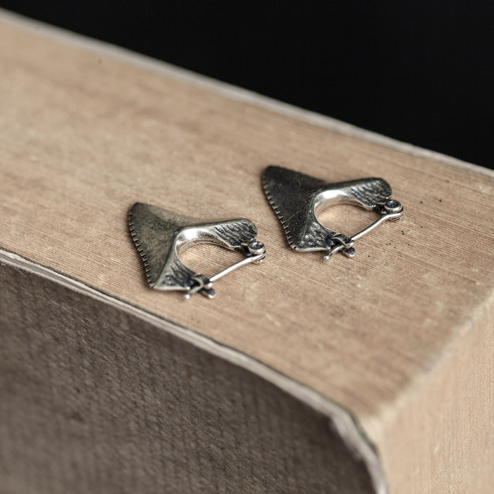 925 Silver Punk Vintage Triangle Shark Earrings Tooth Serrated Sterling Silver Ear Clip-Jewearrings