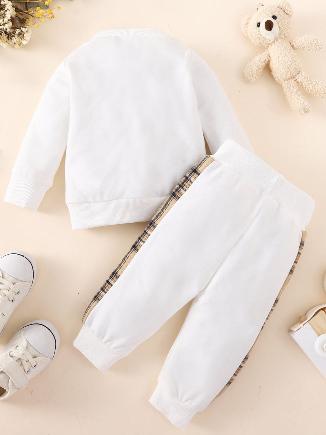 Baby Bear Graphic Sweatshirt and Joggers Set-Jewearrings