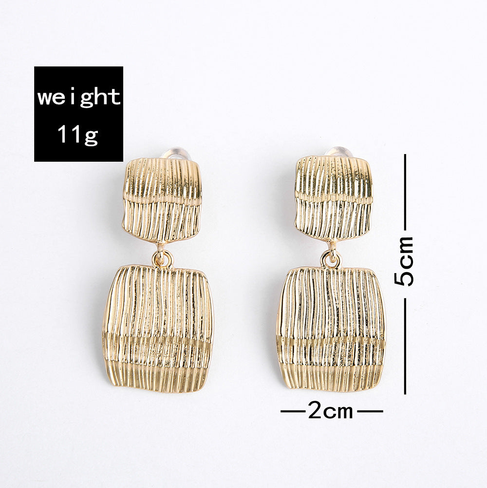 Temperament Personality European And American Earrings New Gold-plated Simple Exaggerated Stripes-Jewearrings