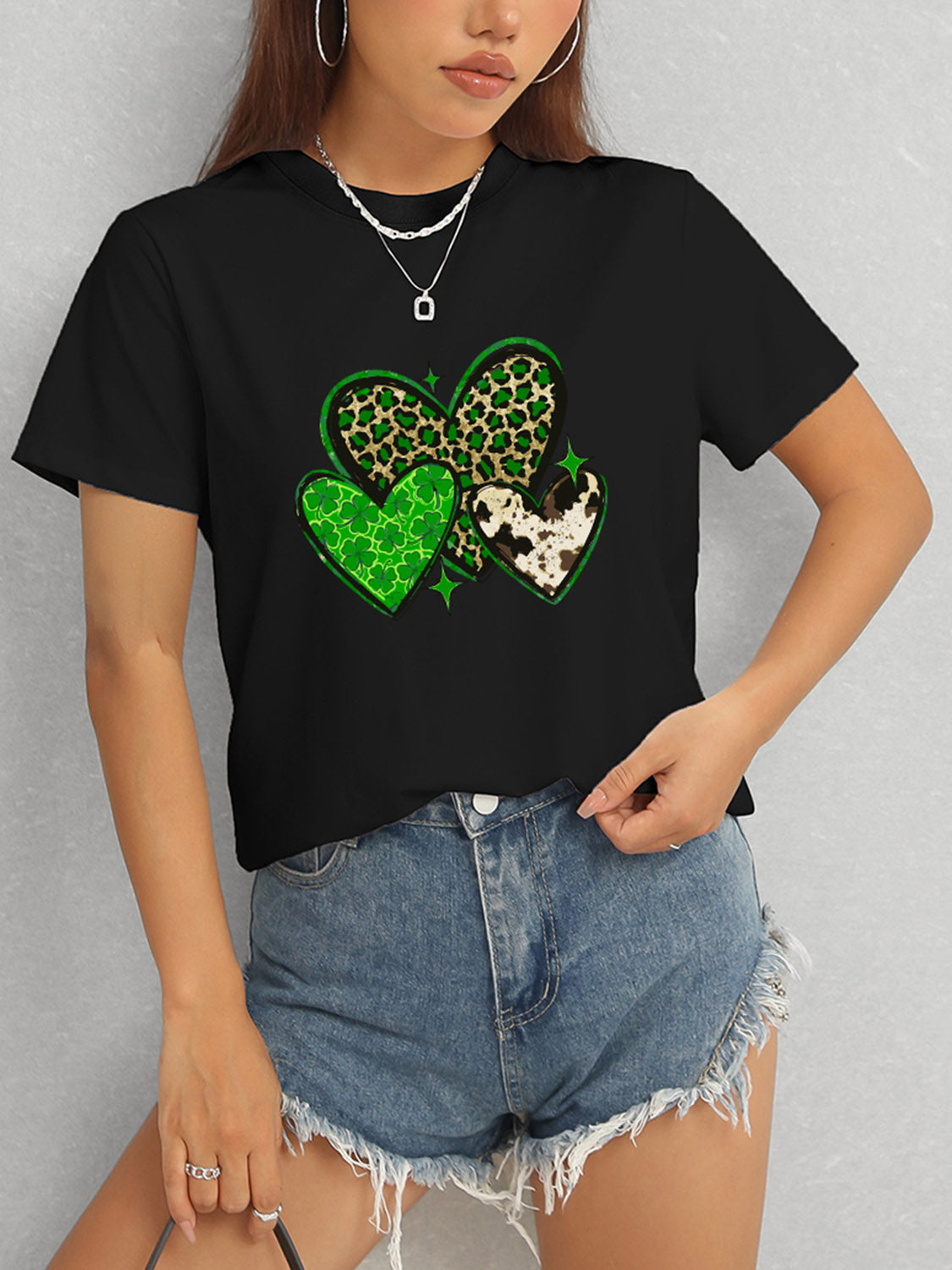 Heart Round Neck Short Sleeve T-Shirt-Jewearrings