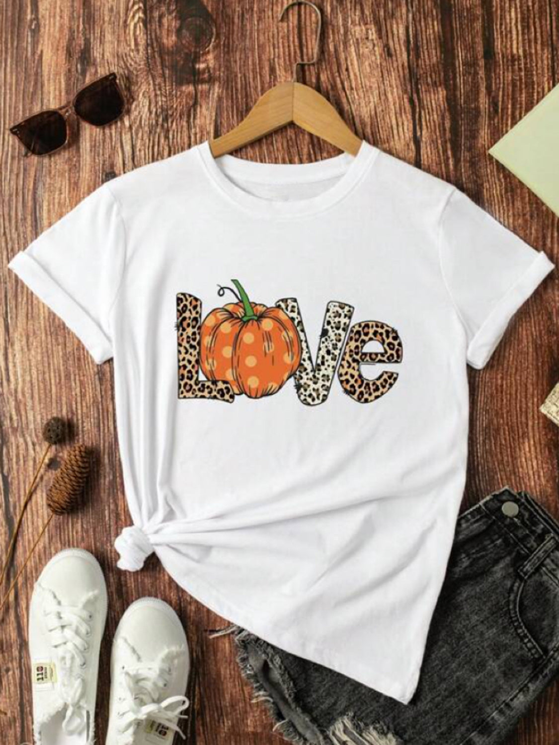 Simply Love Full Size LOVE Graphic T-Shirt-Jewearrings