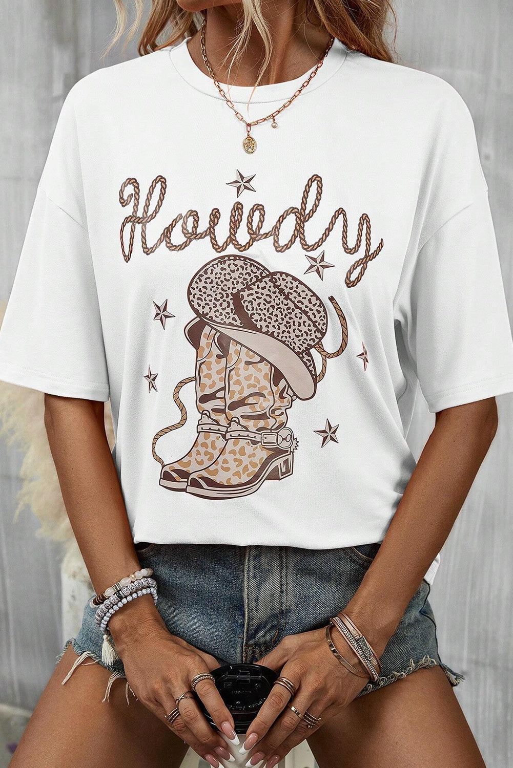 HOWDY Round Neck Short Sleeve T-Shirt-Jewearrings