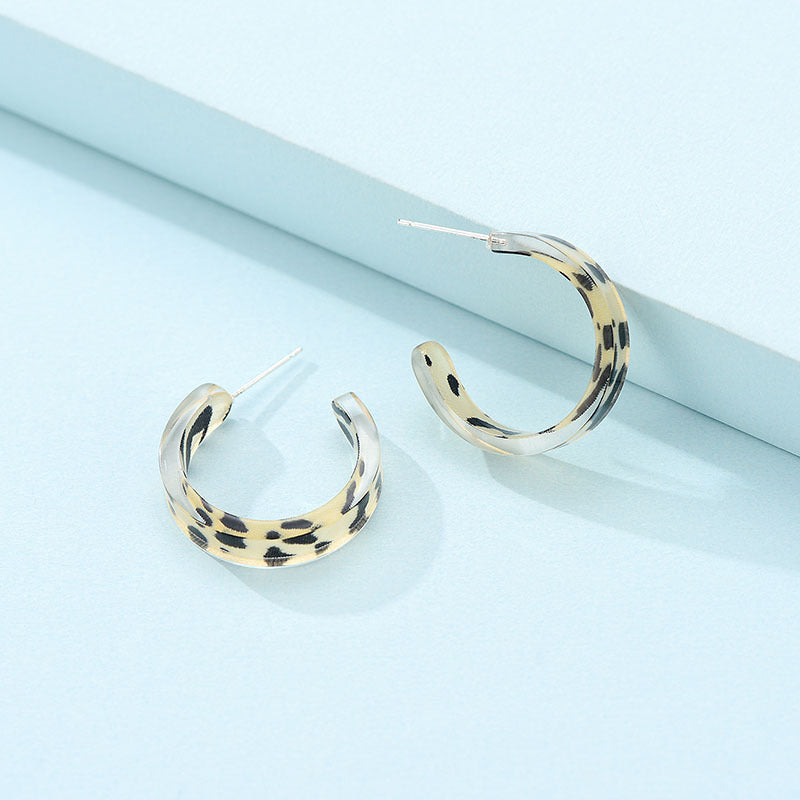 Simple Forest Gold Earrings With Diamonds-Jewearrings