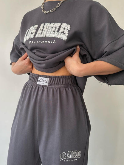 LOS ANGELES CALIFORNIA Graphic Sweatshirt and Sweatpants Set-Jewearrings