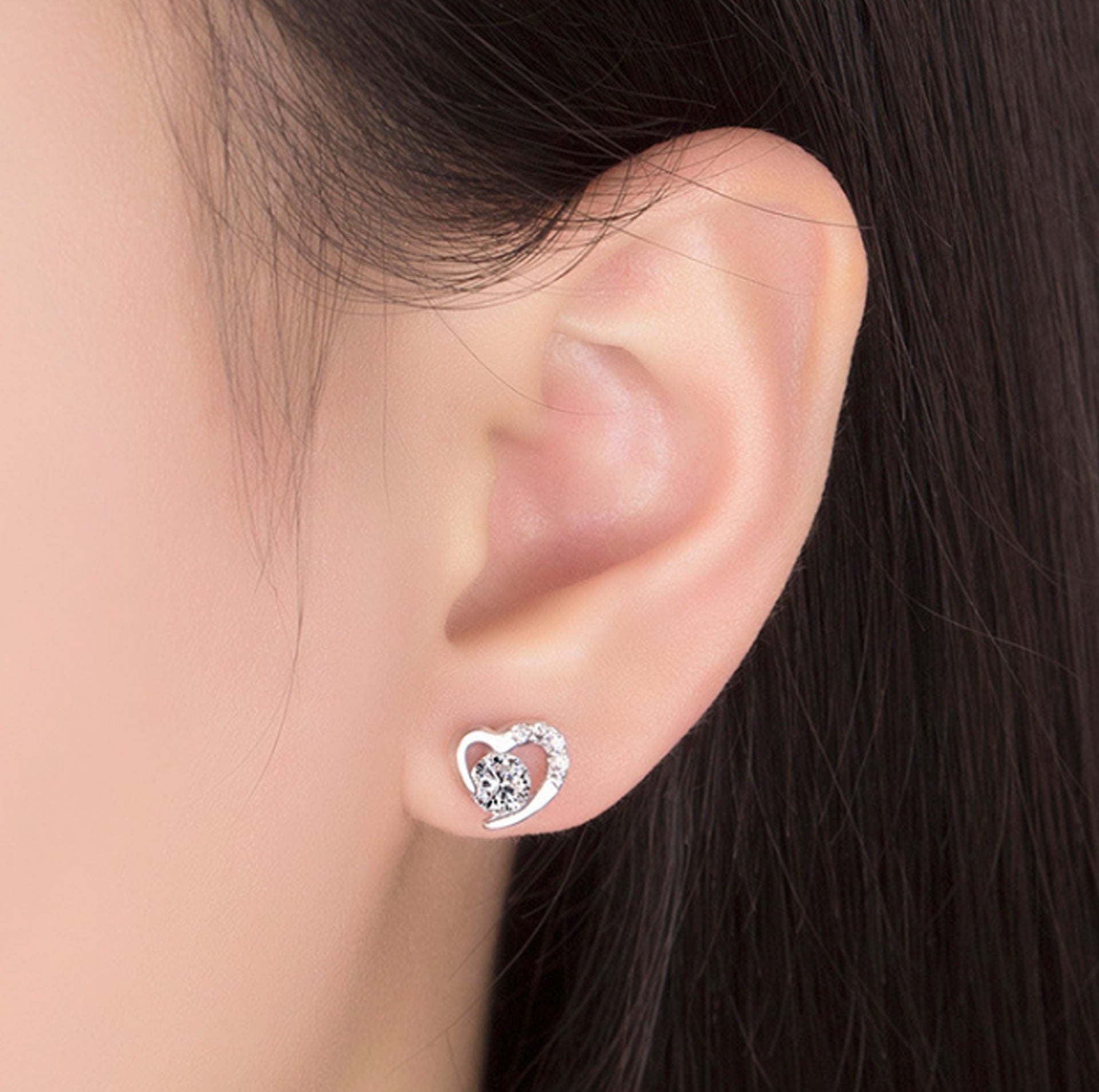 Love Silver-plated Stud Earrings Cross-border Heart-shaped Silver Stud Earrings-Jewearrings