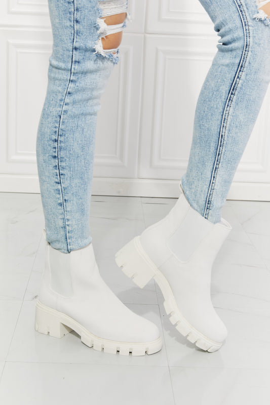 MMShoes Work For It Matte Lug Sole Chelsea Boots in White-Jewearrings