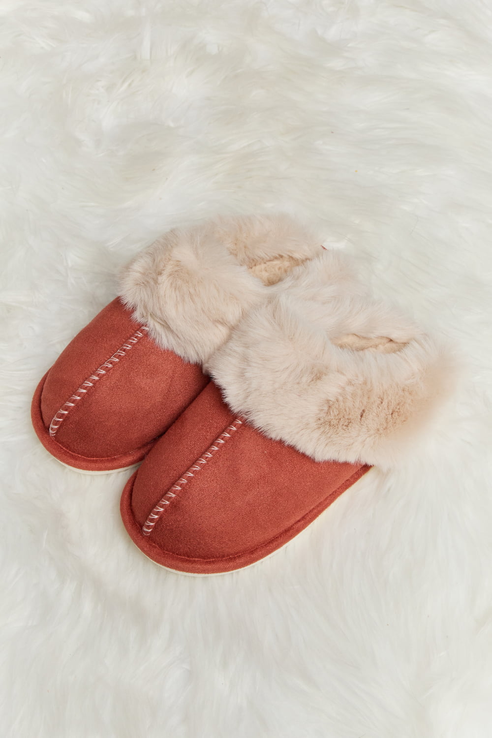 Melody Fluffy Indoor Slippers-Jewearrings