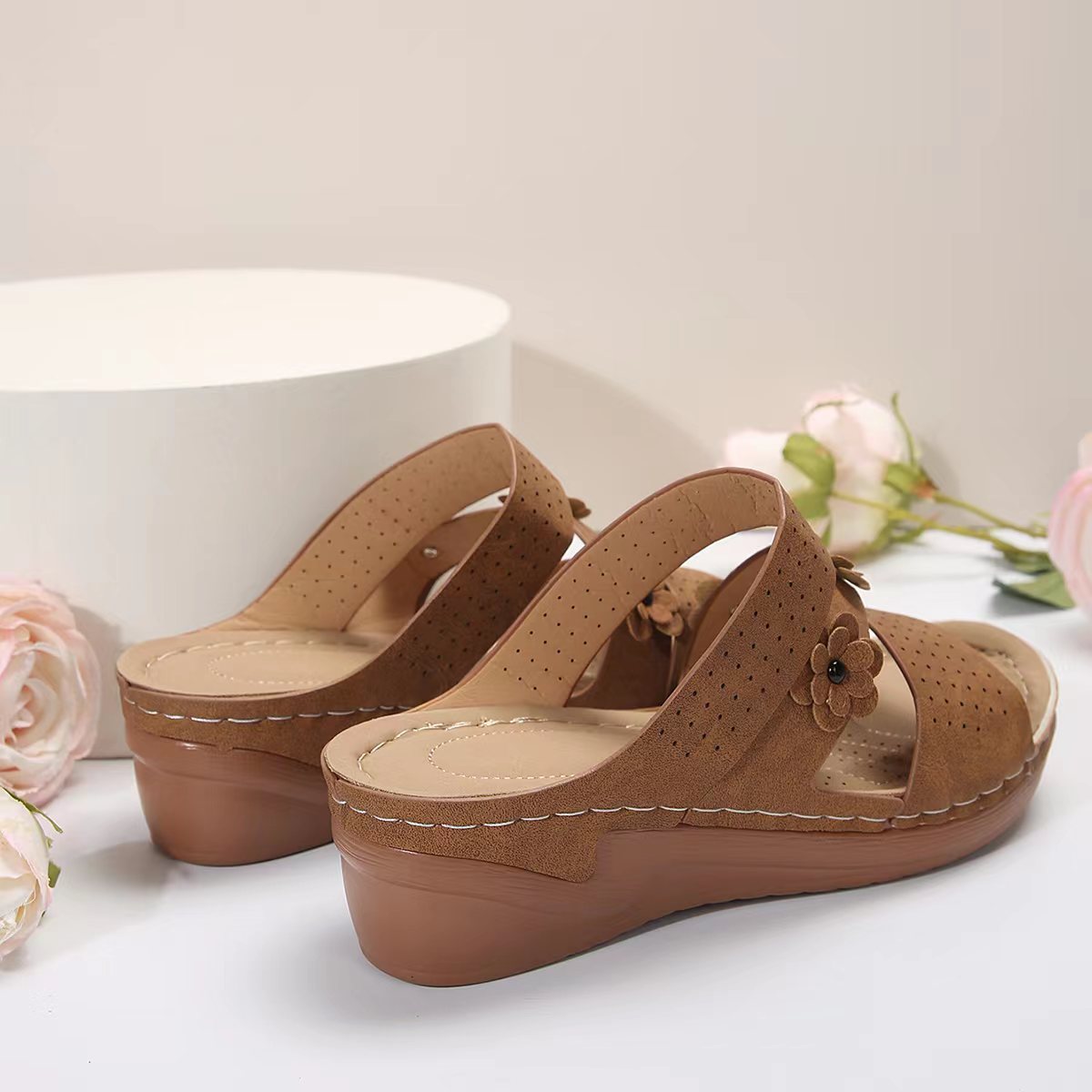 Flower PU Leather Wedge Sandals-Jewearrings