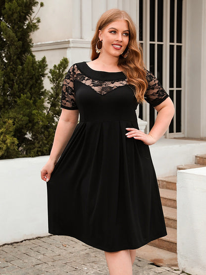 Plus Size Ruched Round Neck Short Sleeve Dress-Jewearrings