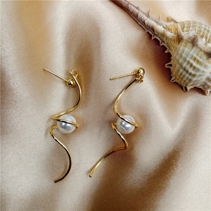 Spiral pearl earrings-Jewearrings