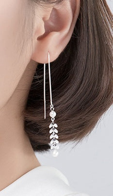 Pearl leaf tassel earrings-Jewearrings