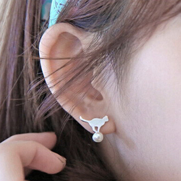 Kitty pearl brushed earrings creative personality asymmetric girl earrings-Jewearrings