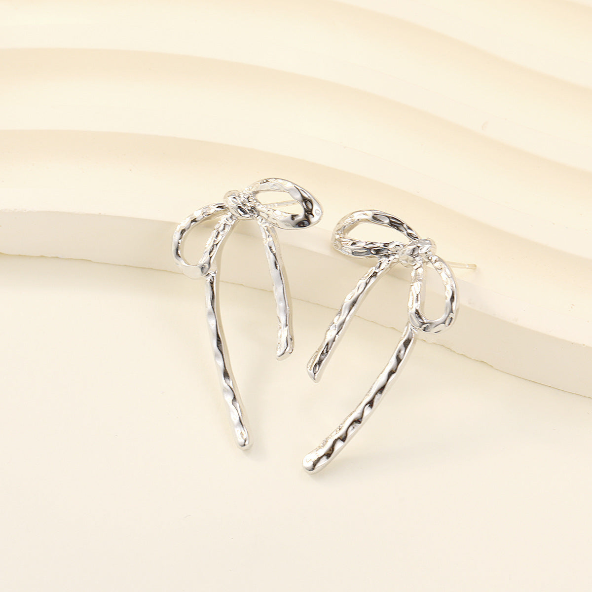 Women's Retro Irregular Metal Bow Earrings-Jewearrings