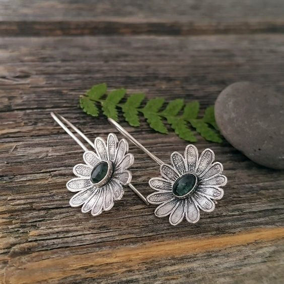 Ancient Silver Lotus Emerald Earrings-Jewearrings