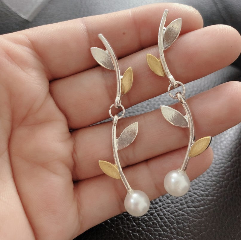 Retro 925 Silver Color Separation Leaf Pearl Earrings-Jewearrings