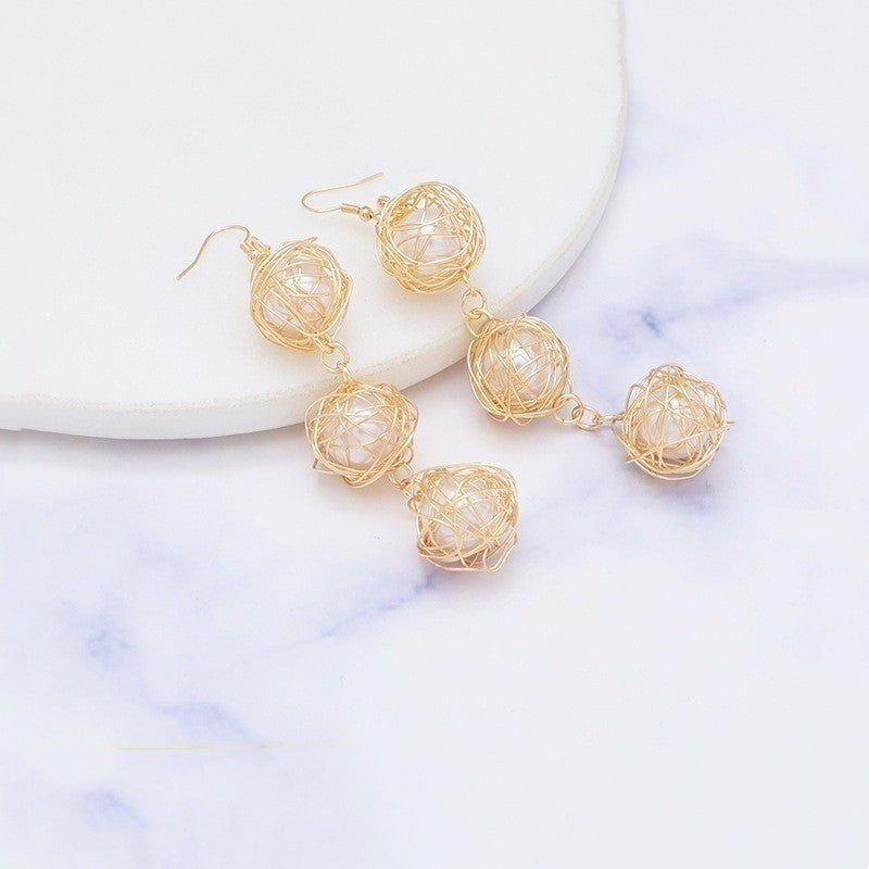 Metal Winding Hollow Winding Embedded Pearl Grace Sweet Earrings-Jewearrings