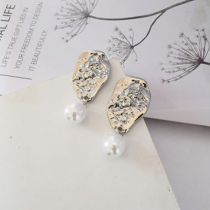 Irregular pearl earrings-Jewearrings