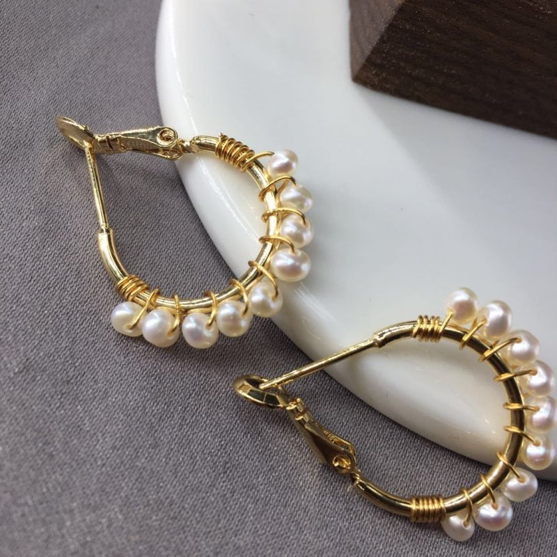 14K Gold Injection Fresh Water Pearl Hand As Earrings Pearl Ear Hook Fashion Versatile-Jewearrings