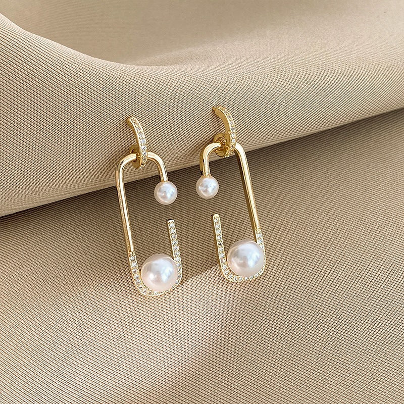 Temperament Single Sex Pin Pearl Earrings Female-Jewearrings