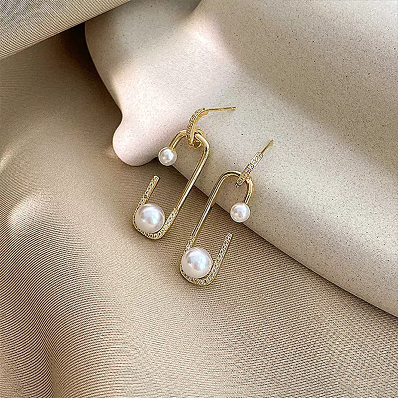 Temperament Single Sex Pin Pearl Earrings Female-Jewearrings