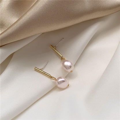 S925 Silver Needle Irregular Pink and Simple Pearl Earrings-Jewearrings