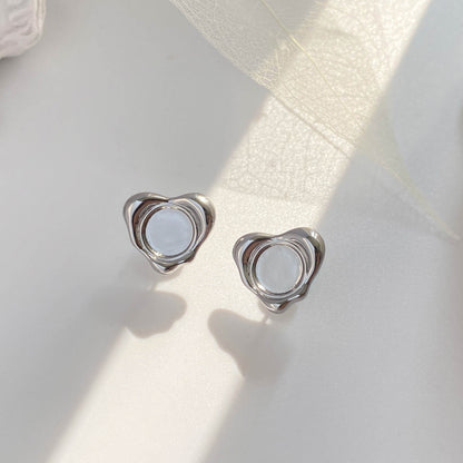 Sweet Heart-Shaped Temperament Female Net Red Stud Earrings Silver Needle Earrings-Jewearrings