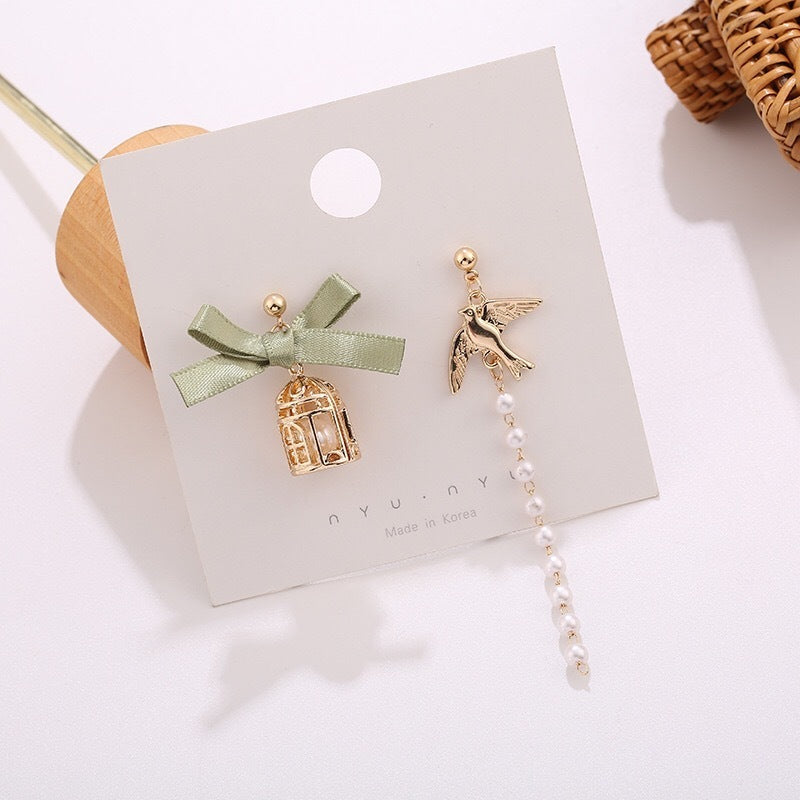 S925 Asymmetric Pearl Tassel Stud Earrings-Jewearrings