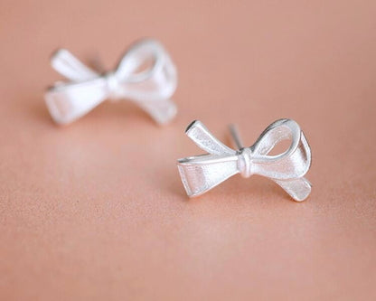 S925 Sterling Silver Earrings Fashion Bow Plain Silver Personalized Earrings-Jewearrings