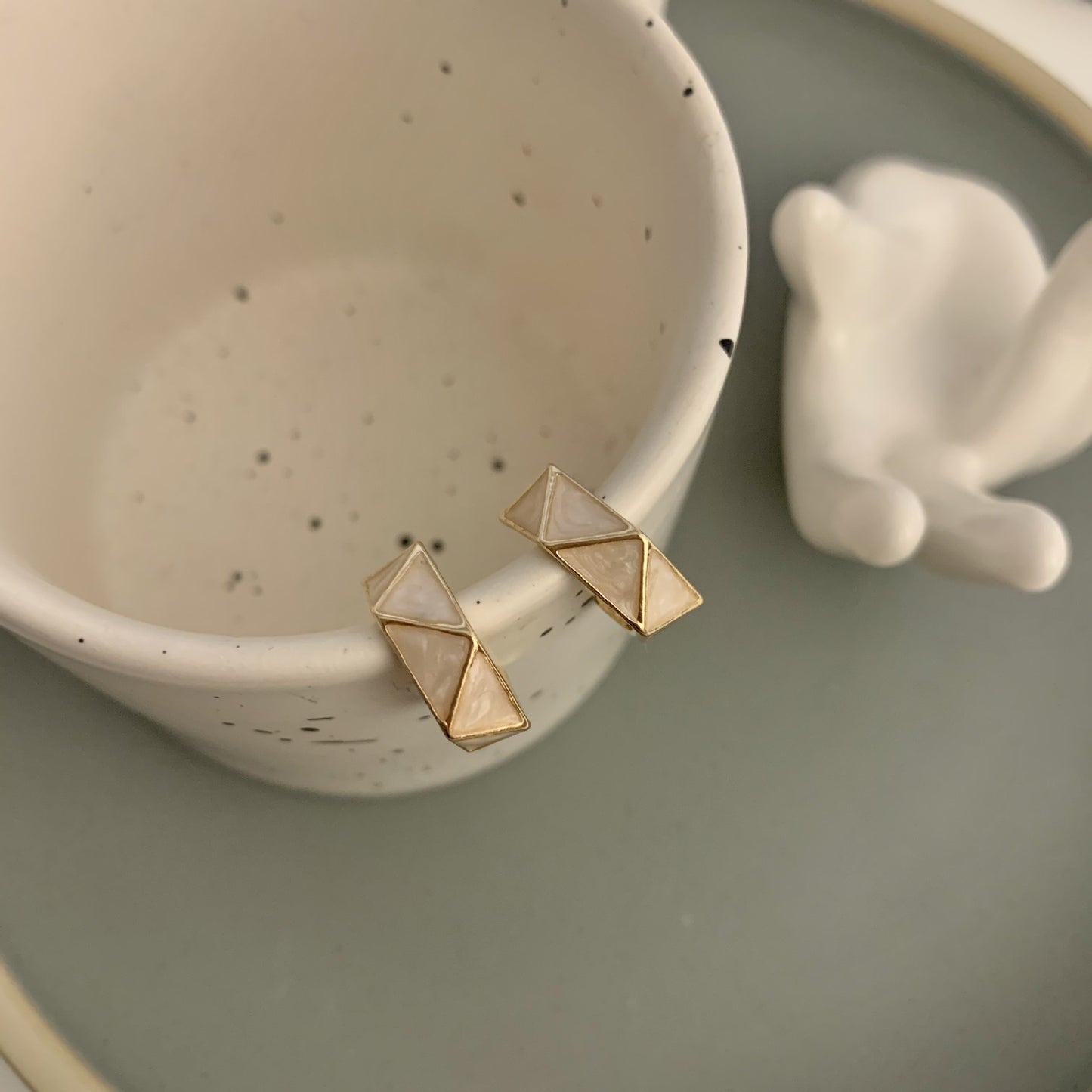 S925 Silver Needle Contrast Color Earrings Ins Wind C-Shaped Stud Earrings Geometric Design Earrings-Jewearrings