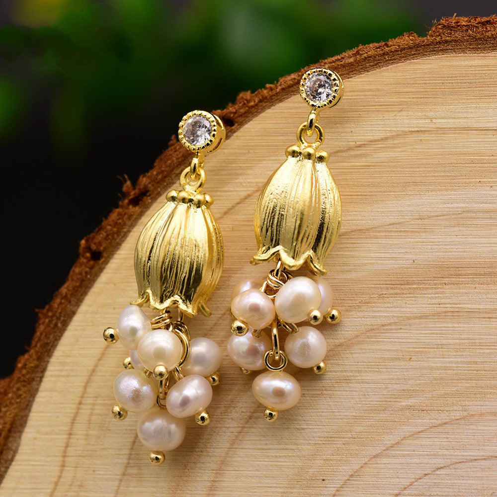 White Stud Earrings With Natural-shaped Pearls-Jewearrings