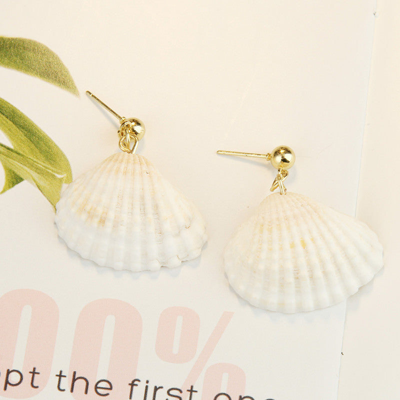 Vintage gold beads white scallop earrings-Jewearrings