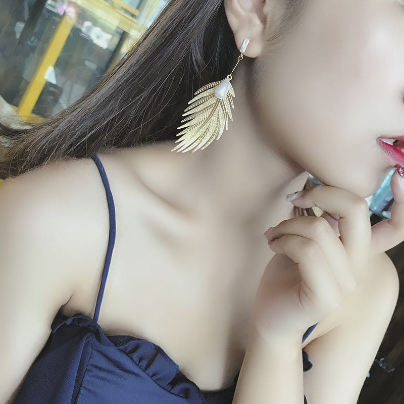 Leaves Hollowed Out Pearl Earrings Women''s New Korean Temperament-Jewearrings