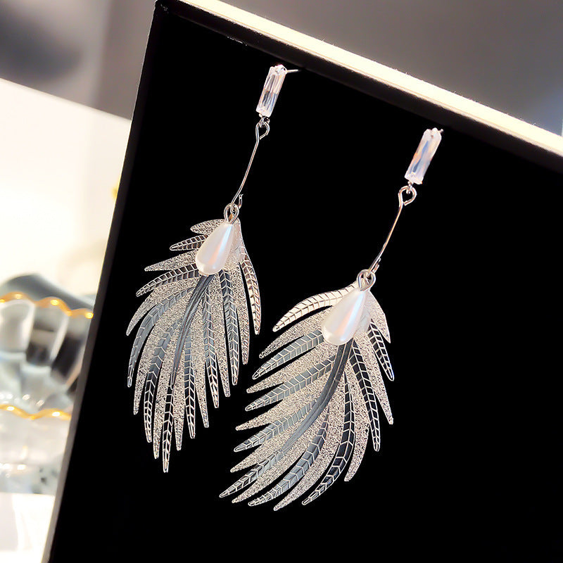 Leaves Hollowed Out Pearl Earrings Women''s New Korean Temperament-Jewearrings