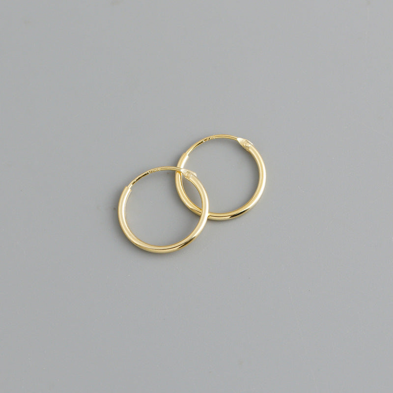 Simple Fashion Personality Circle Shape Light Body S925 Sterling Silver Ear Hoop Earrings-Jewearrings