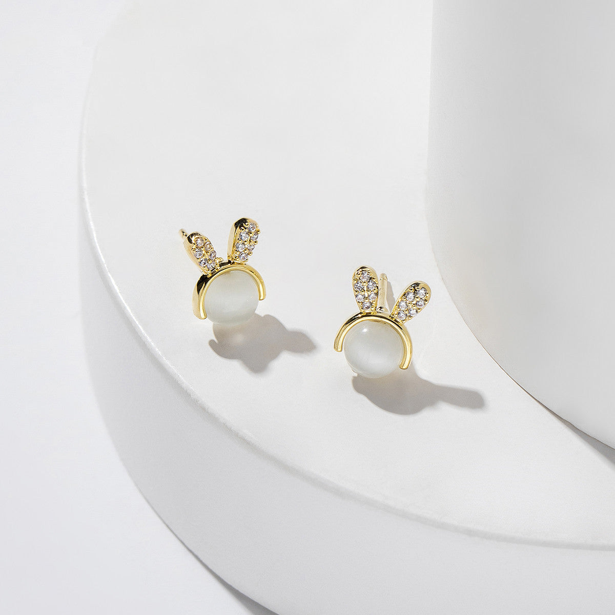 Net Red Temperament Opal Bunny Earrings-Jewearrings