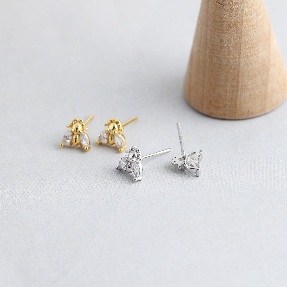 Small And Simple Insect-shaped S925 Sterling Silver Stud Earrings-Jewearrings