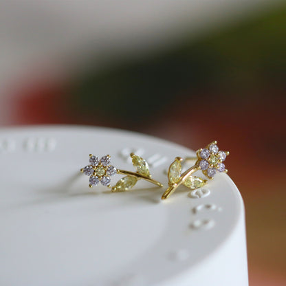 18K Gilded Show Young Color Comic Small Flower Full-jeweled Stud Earrings Young Girl Jewelry-Jewearrings