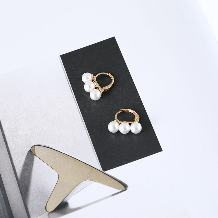 Three pearl earrings-Jewearrings