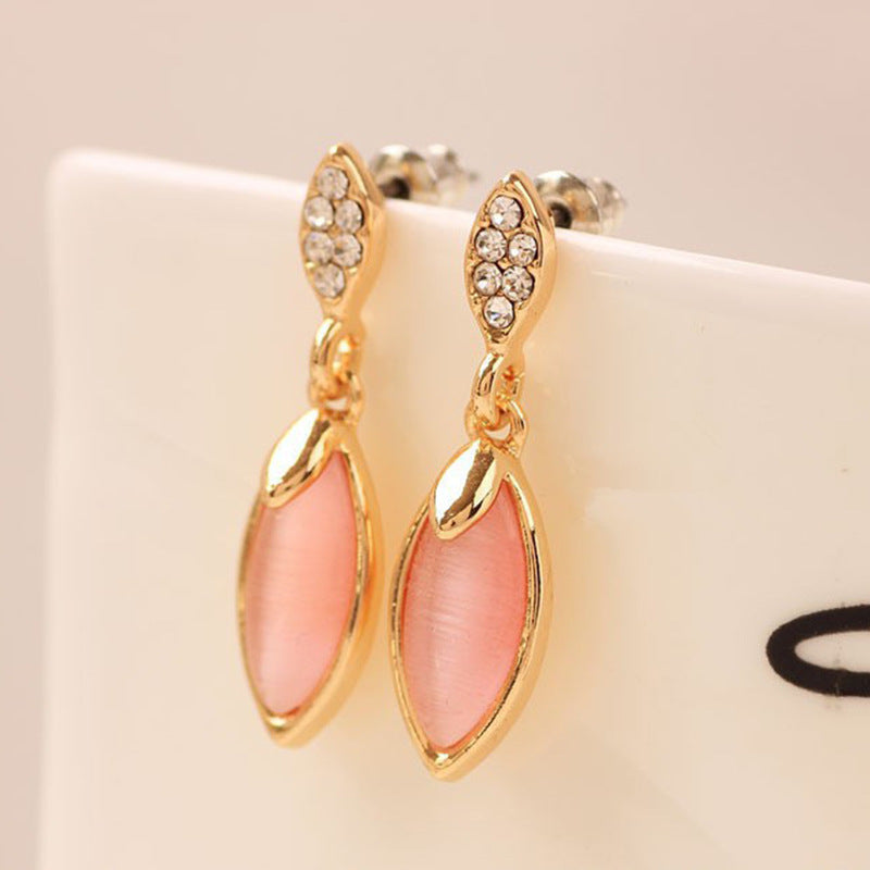 Simple opal boutique earrings-Jewearrings