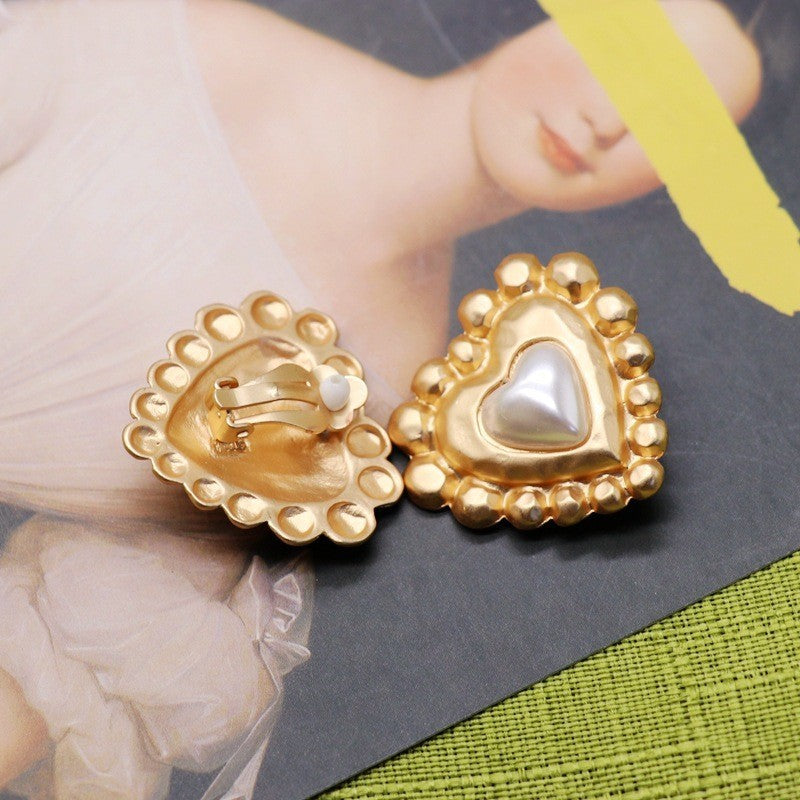 Matte Gold Heart-shaped Pin Silver Stud Earrings Ear Clip-Jewearrings