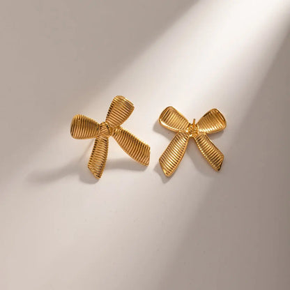 18K Gold Bow Earrings | Classic & Elegant Look-Jewearrings