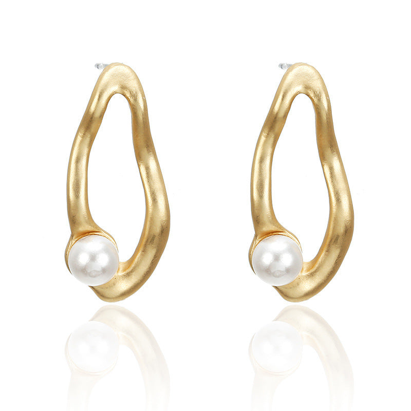 Irregular pearl earrings-Jewearrings