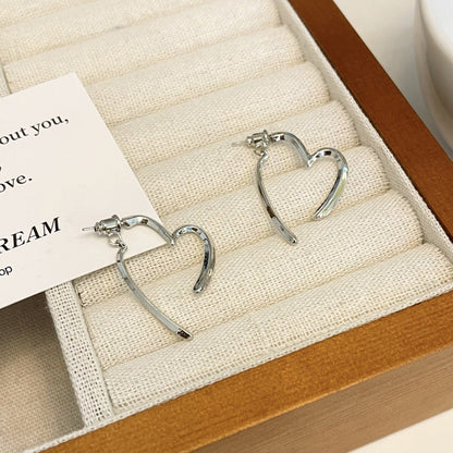 Sterling Silver Needle Sweet Cool Metal Simple Love Heart Earrings-Jewearrings