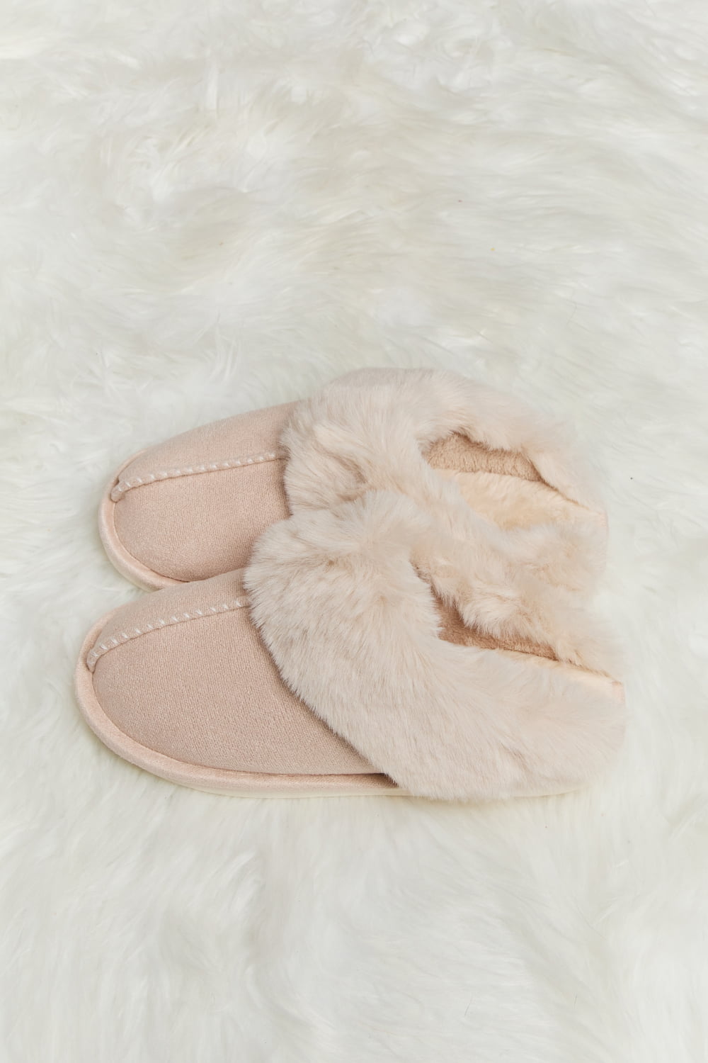 Melody Fluffy Indoor Slippers-Jewearrings